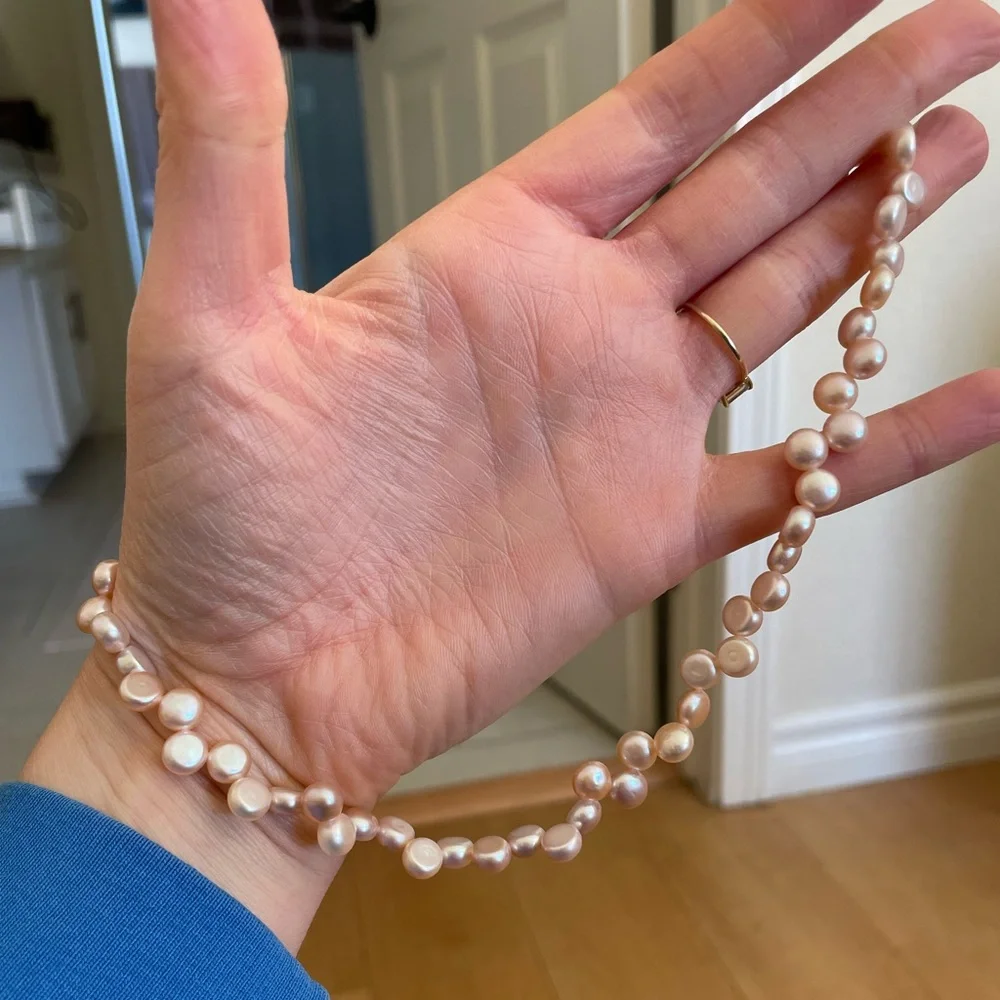 Blush Pearl necklace - Picture 2 of 4